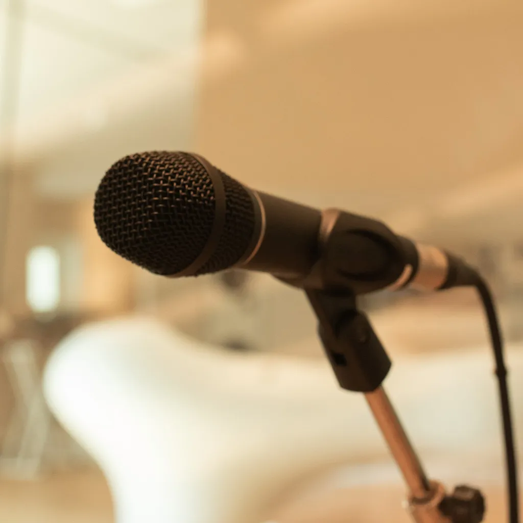 aes 2017: earthworks debut sv33 studio vocal mic - detail 2