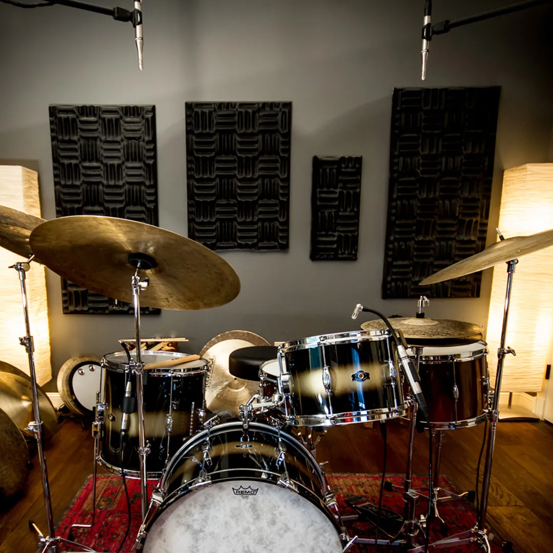 earthworks’ popular drum mics shown at aes - detail 2