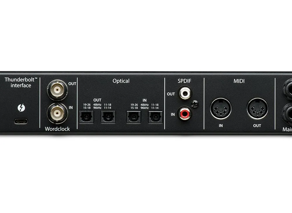 NAMM 2020 — PreSonus Quantum 2626 | SM Mastering 3 namm 2020 — presonus quantum 2626 - detail 3