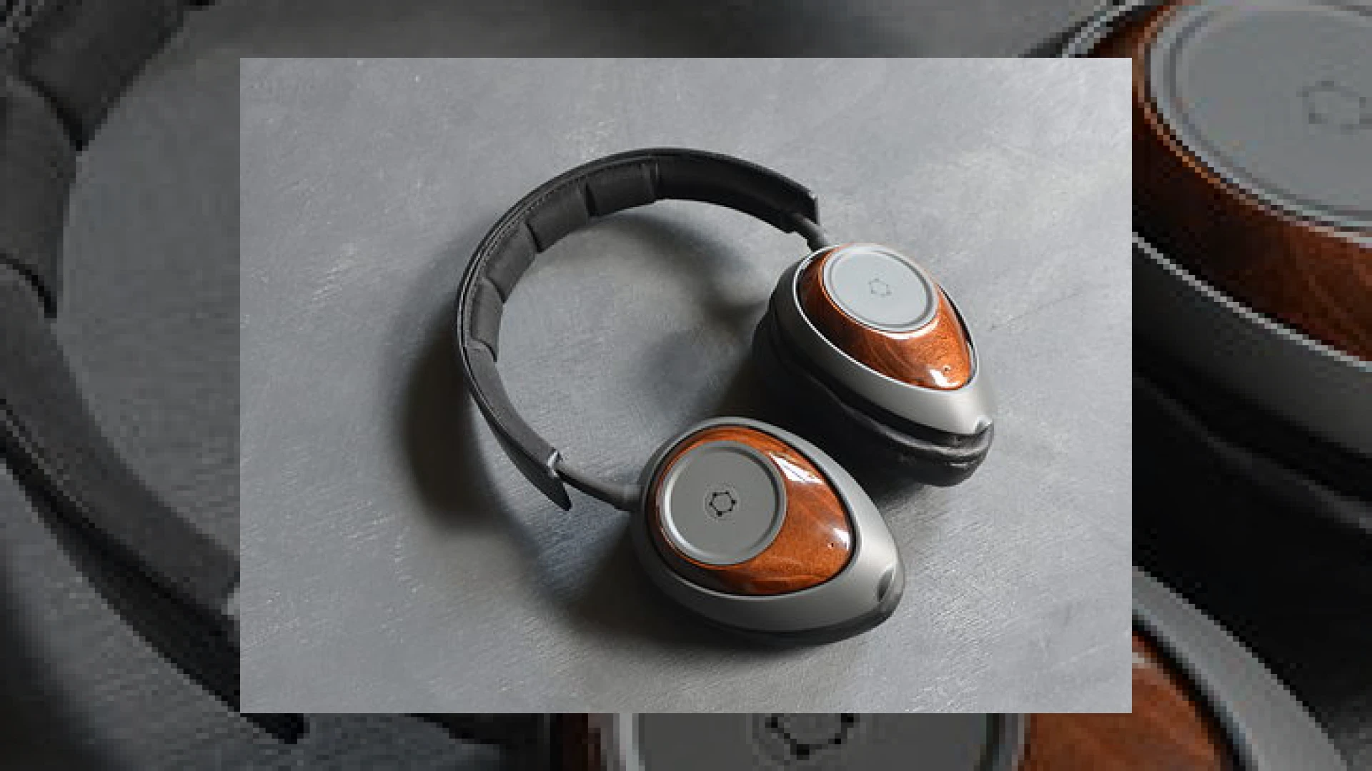 ora introduce the world’s first graphene headphones