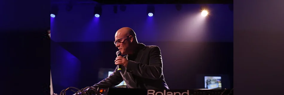 thomas dolby performs live in roland cloud