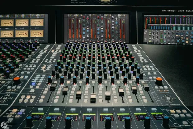 ssl unveil the odyssey console - detail 1